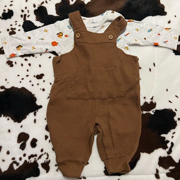 Babyboy Carter’s Overalls set size 3 months - Picture 1 of 2